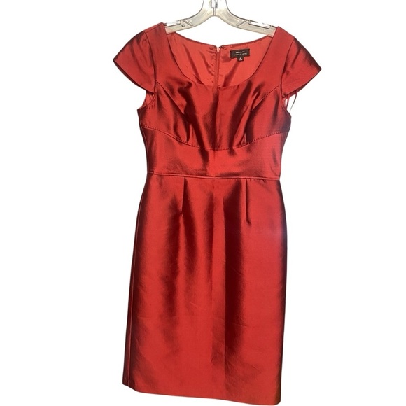 Tahari Sheath Cocktail Silk Blend Dress Size 6 Garnet Red Wedding Guest Party - Picture 2 of 13